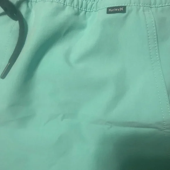 Men’s Baggies ranging from size 30-32 . one size 28
